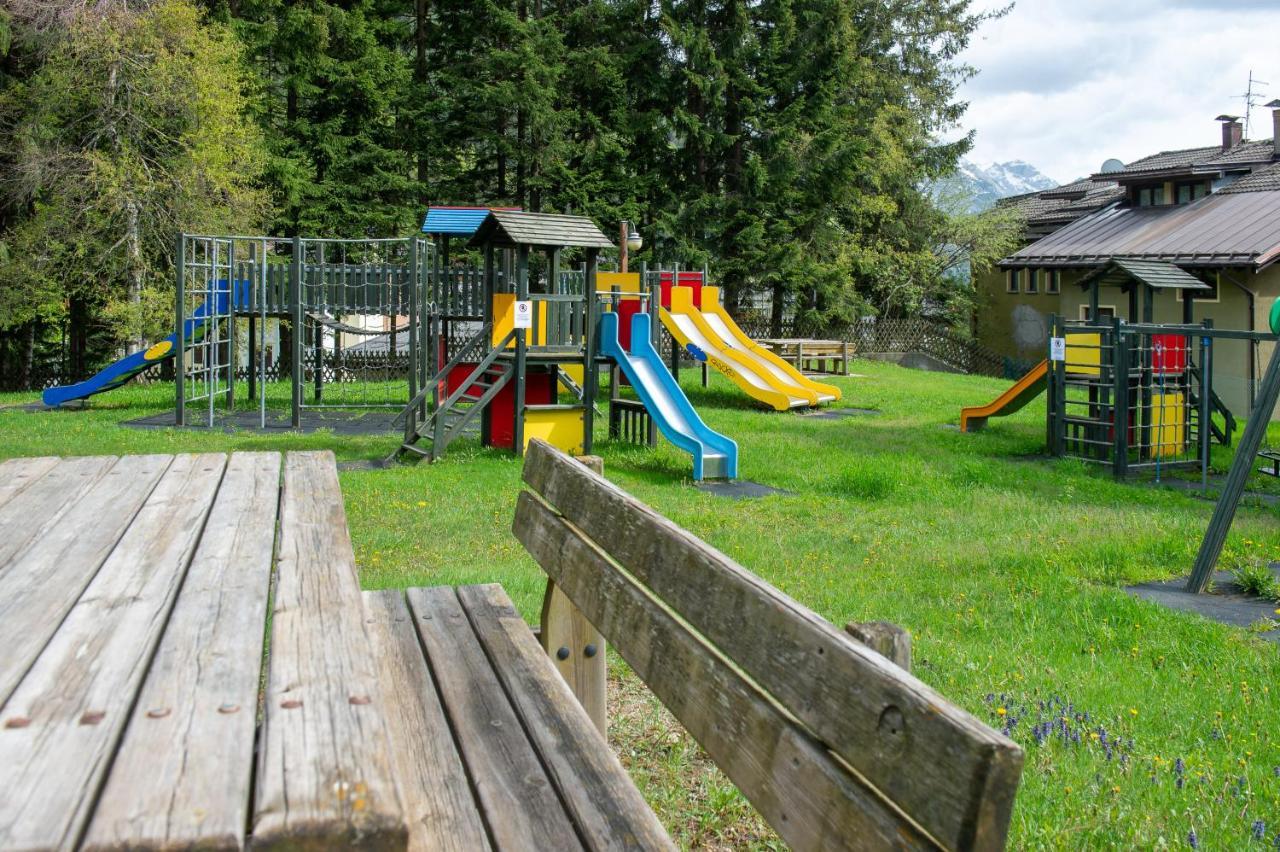 Apartment Center Madonna Di Campiglio Af 外观 照片